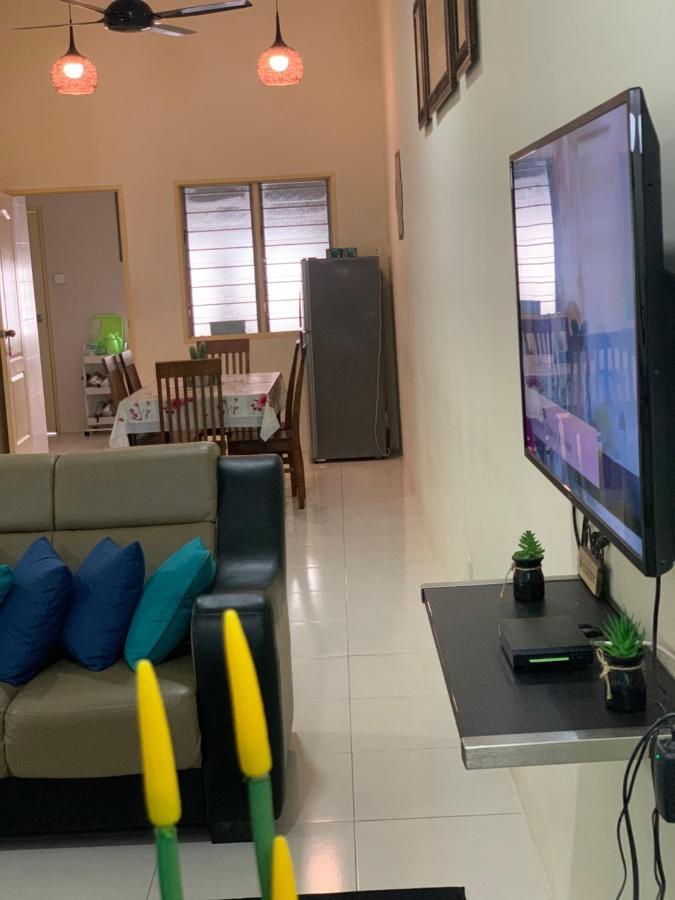 Zillqayyim Homestay Сери-Искандар Экстерьер фото
